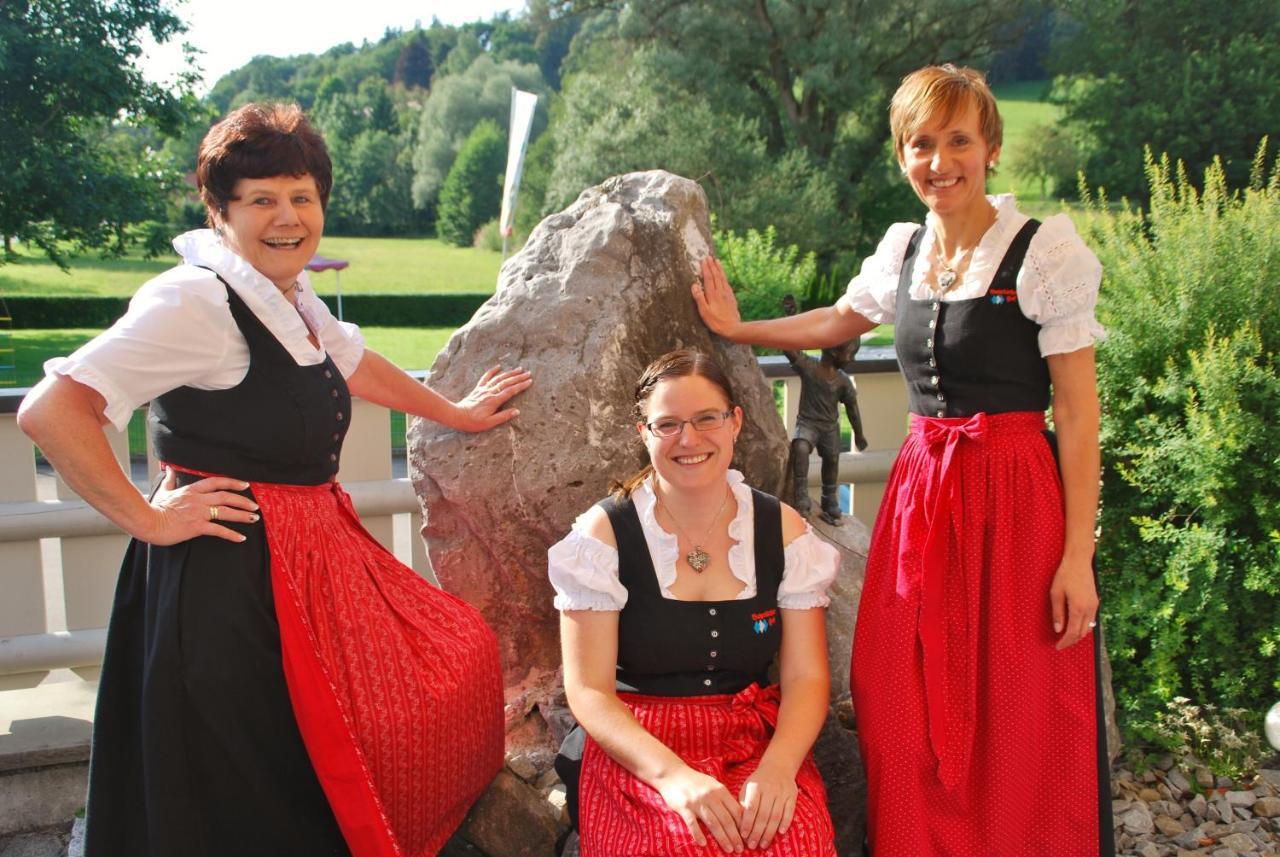 Traditions-Gasthaus Bayrischer Hof Hotel Leutkirch im Allgau Exterior photo